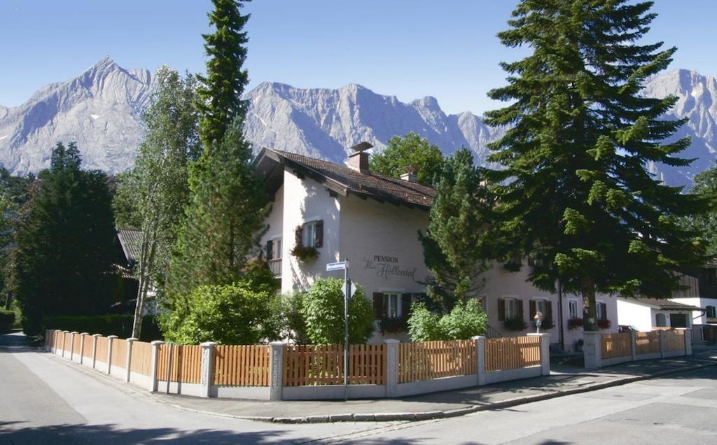 Hotel Haus Höllental Garmisch-Partenkirchen Exterior foto